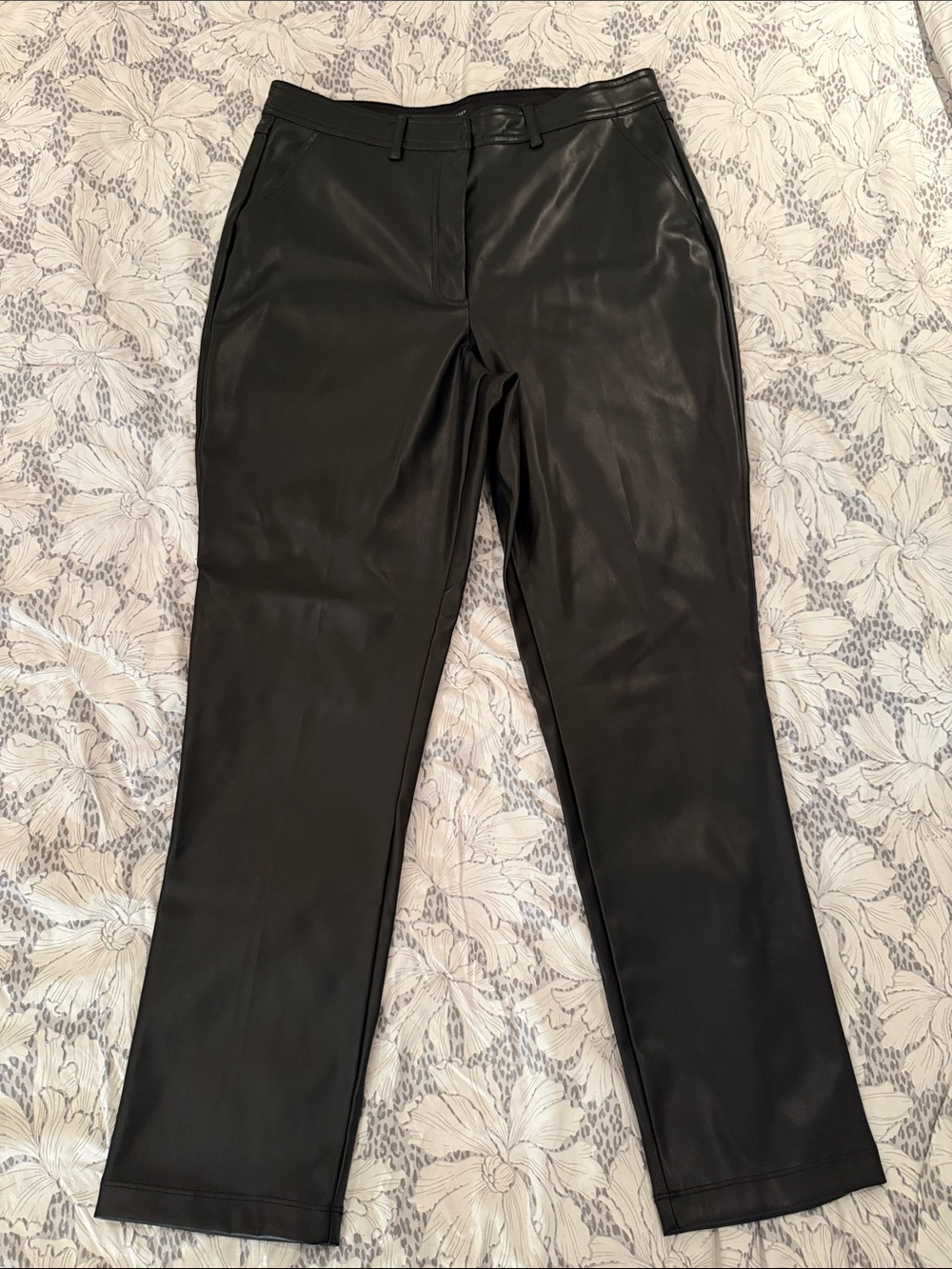 Halogen Women’s Black Faux Leather Dress Pants